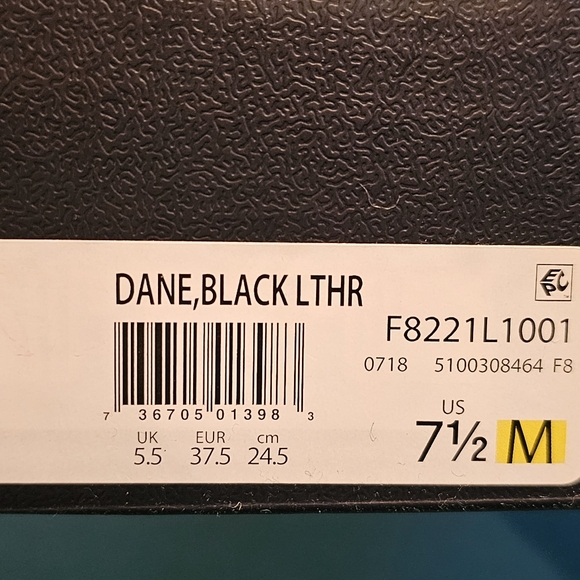 NWT Naturalizer Lace Up Boots (Dane) - Picture 7 of 7